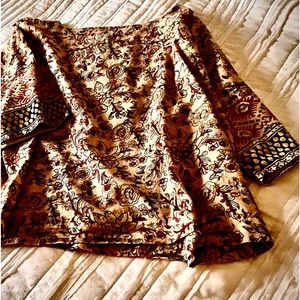 Jjill size large organic cotton hand printed top.